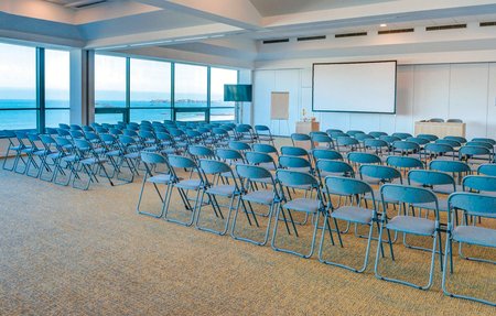 SALLE DE RÉUNION Médiathèque de Guichen (35)
