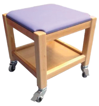 Tabouret bois 382